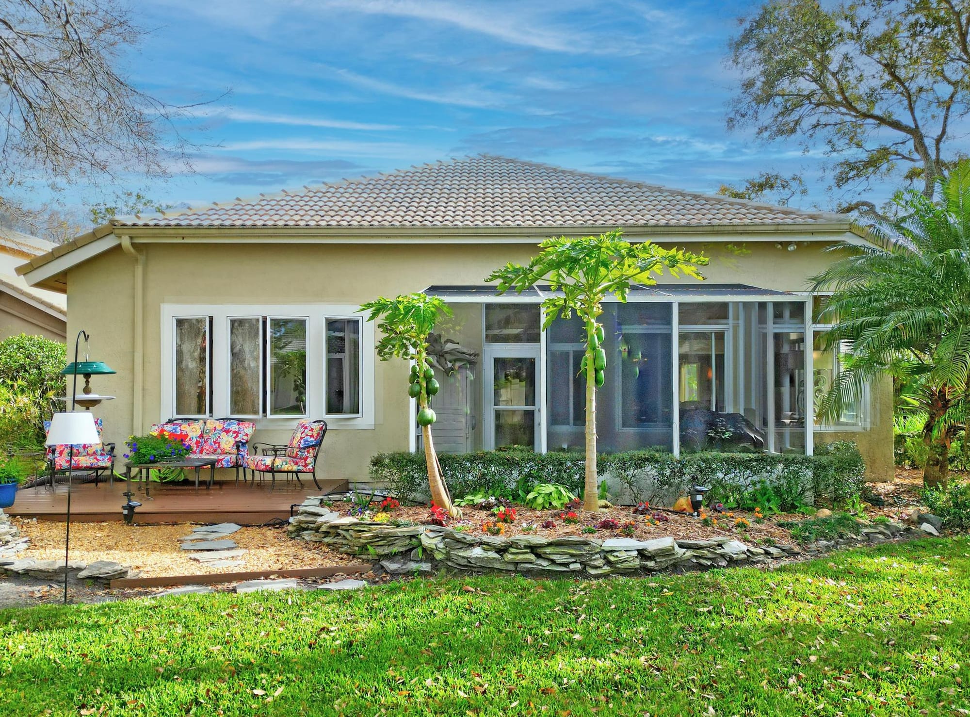 Virtual Open House Feature: Upgraded Golf Course Home - Family Home in Plantation Bay