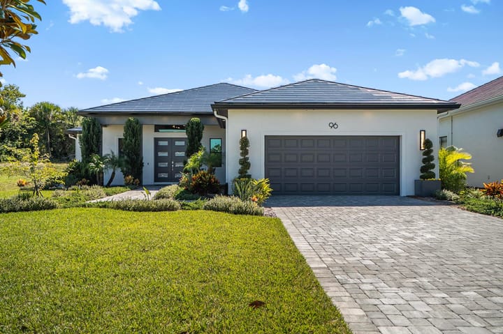 96 Del Palma Drive, Palm Coast, Florida 32137